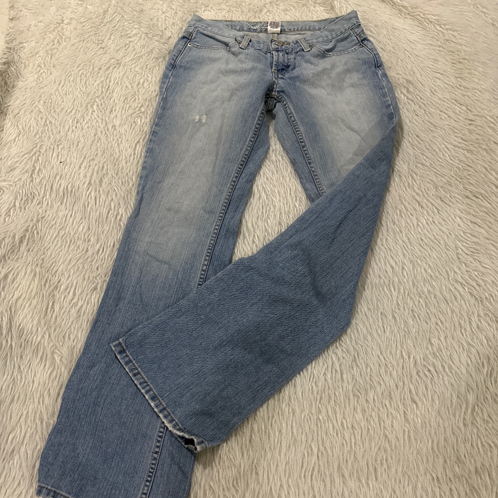 Guess Y2K women’s distressed light wash denim jeans size 26